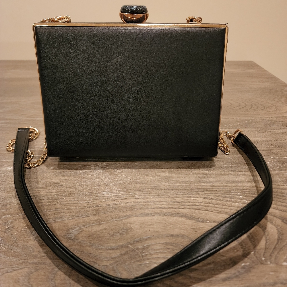 Black purse crossbody - Picture 2 of 4